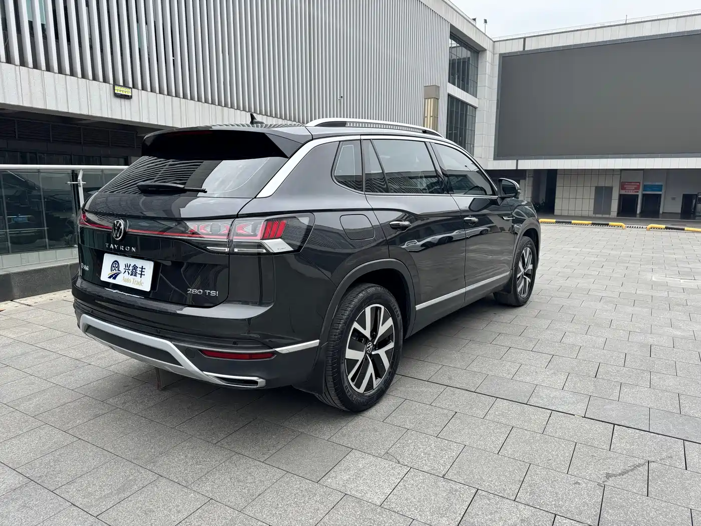 Volkswagen Tayron 2023 280TSI 2WD Luxury Plus Advanced Edition фото 7