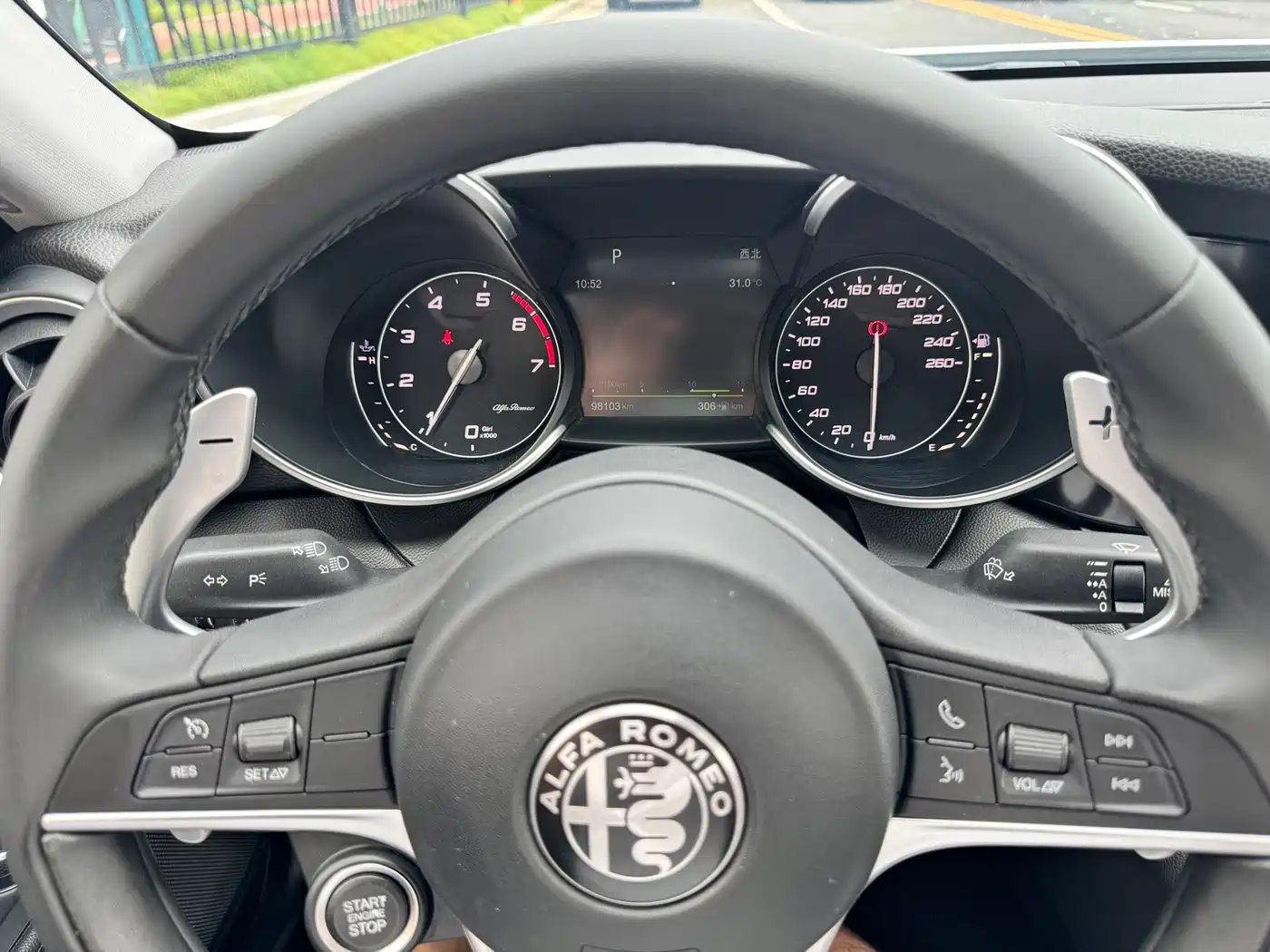 Alfa Romeo Giulia 2019 2017 2.0T 280HP Luxury Edition