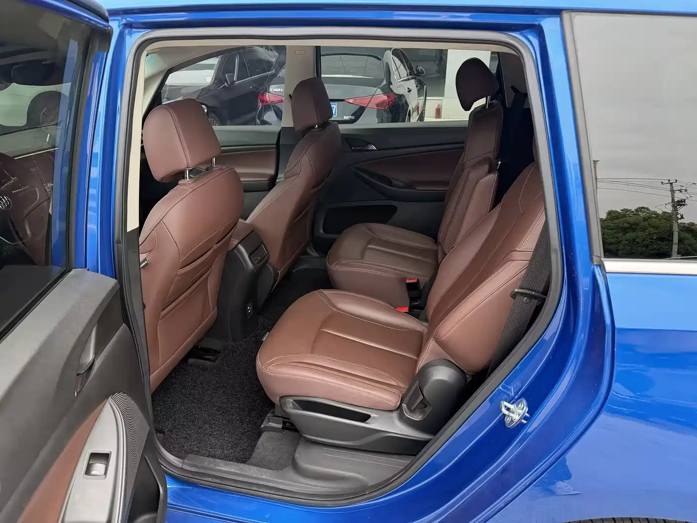 Buick GL6 2018 2018 18T 6-Seater Premium