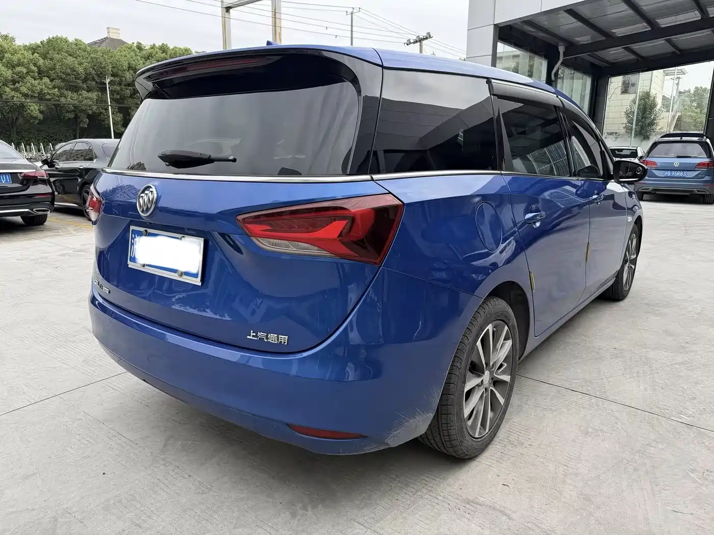 Buick GL6 2018 2018 18T 6-Seater Premium