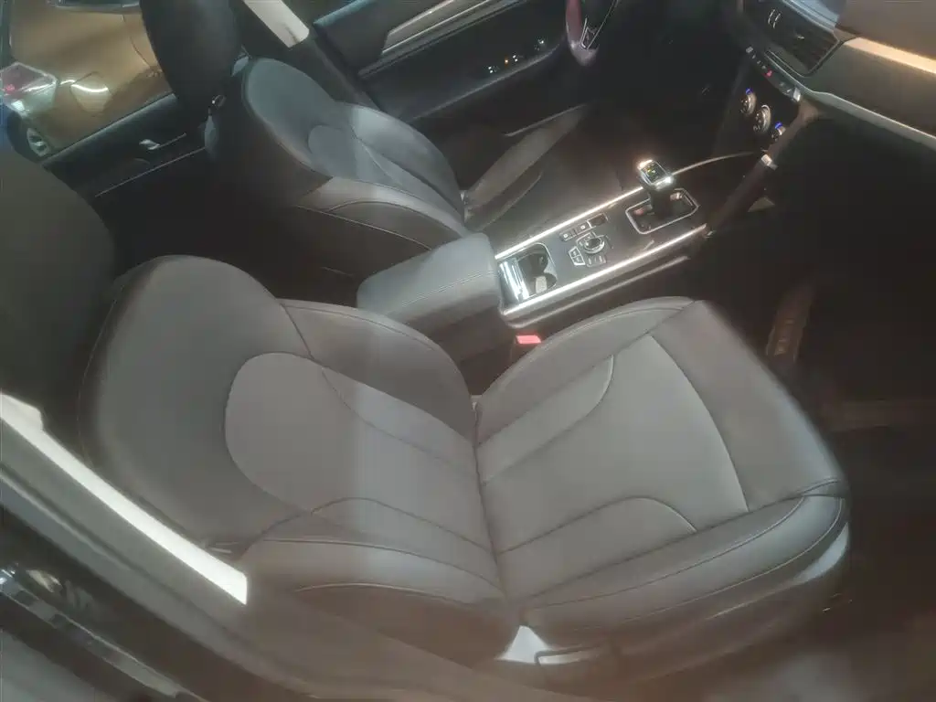 Haval H6 2019 Sport 1.5T Automatic 2WD Elite (China VI) фото 4
