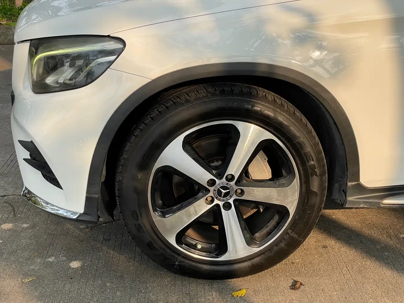 Mercedes-Benz GLC 2018 GLC 260 4MATIC Luxury фото 3
