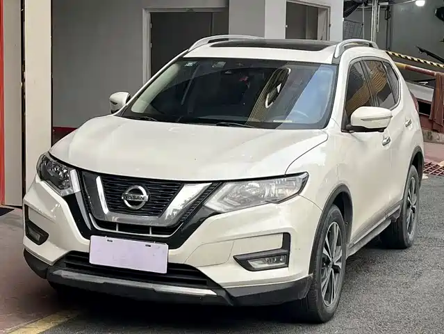 NISSAN QIJUN