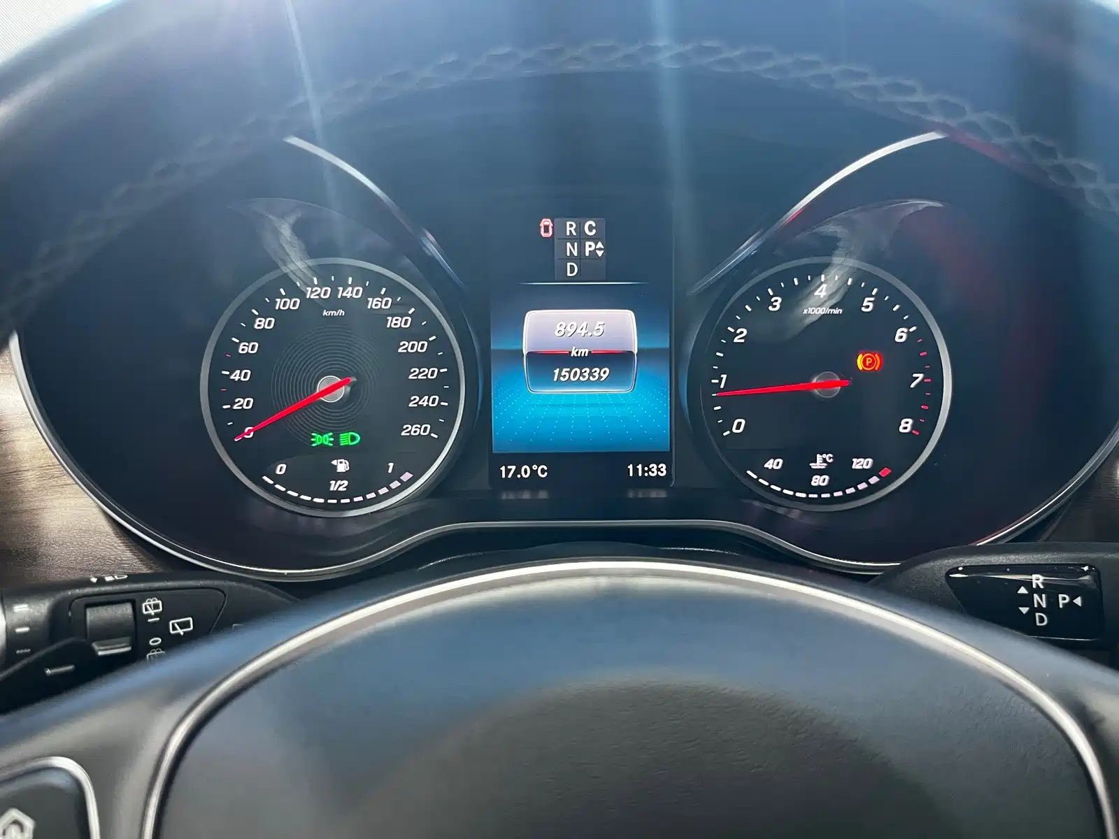 Фото 9 - Mercedes-Benz V-Class