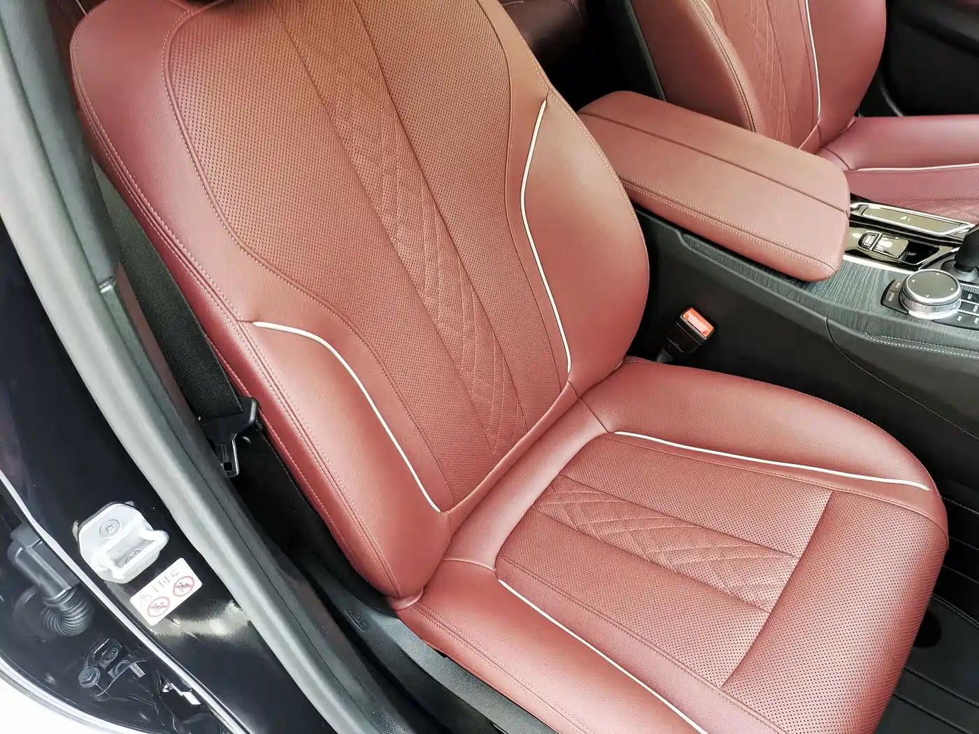 BMW 5 Series, миниатюра 16