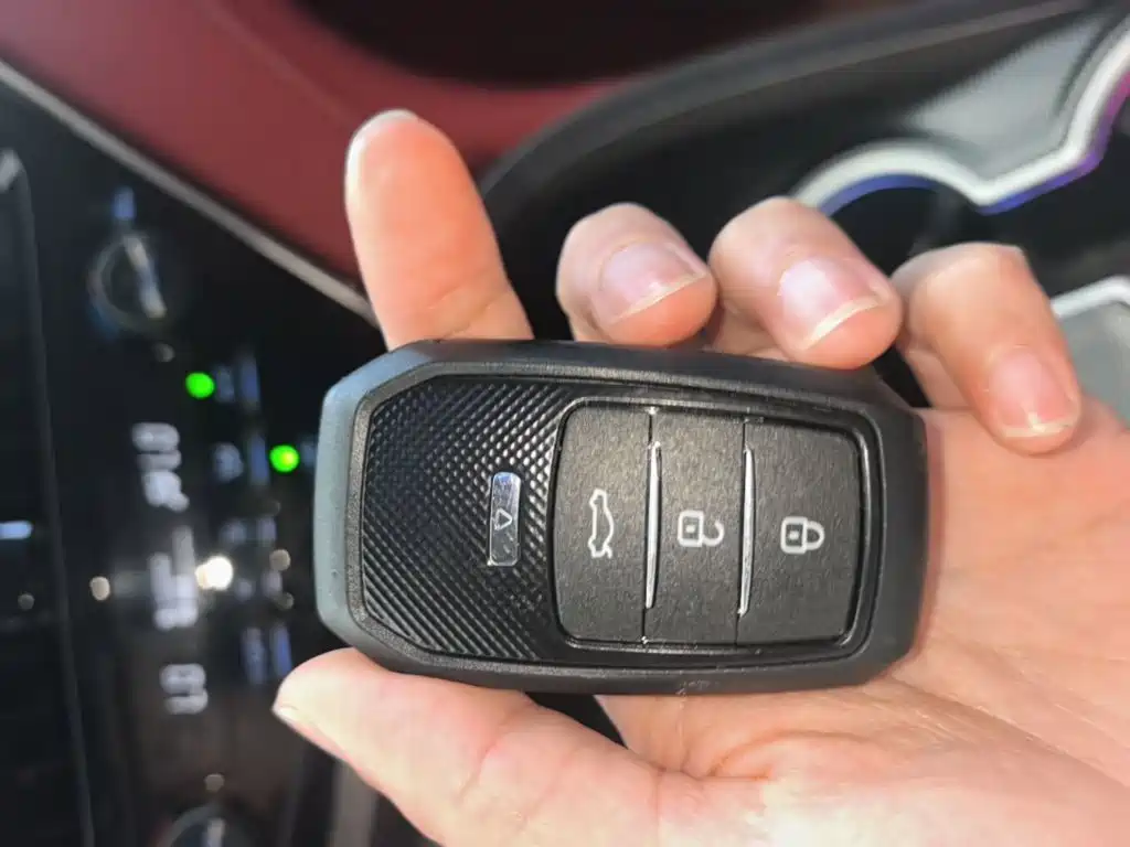 Photo 17 - Toyota Camry