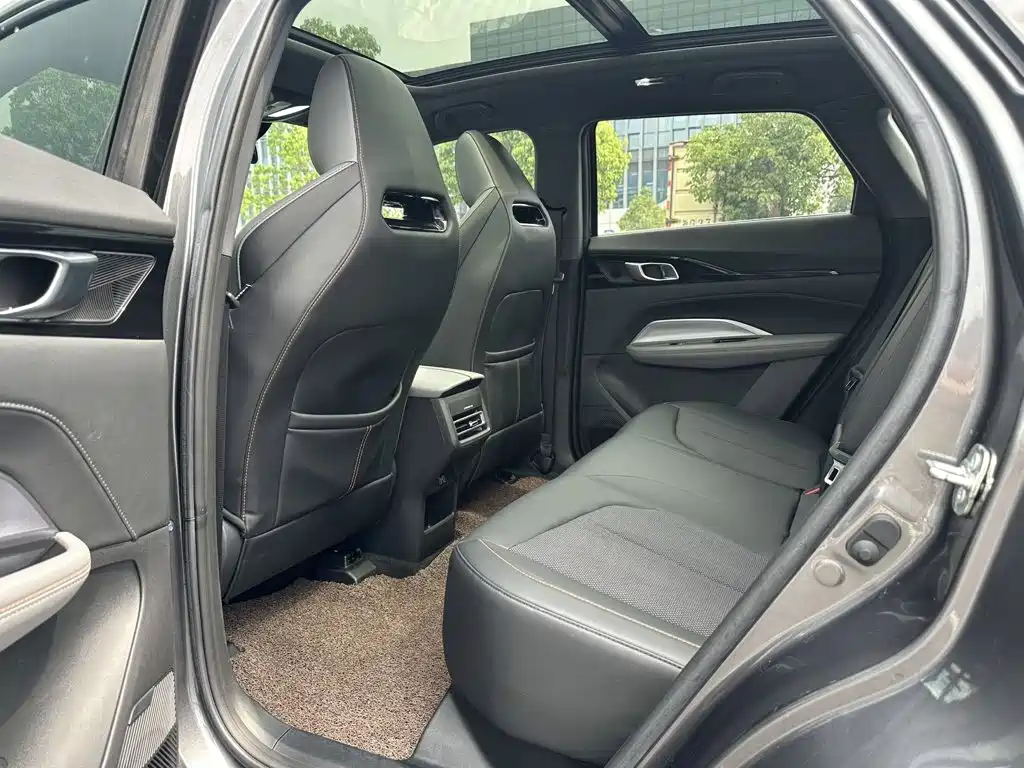 Changan Oshan Z6 2023 2022 Blue Whale 1.5T DCT Intelligent Leader