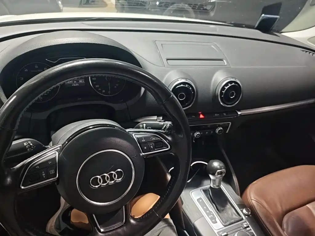 Фото 10 - Audi A3