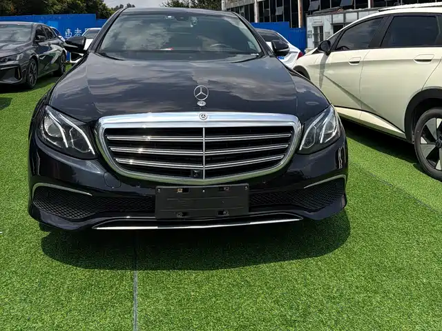 Mercedes-Benz E-Class 2019
