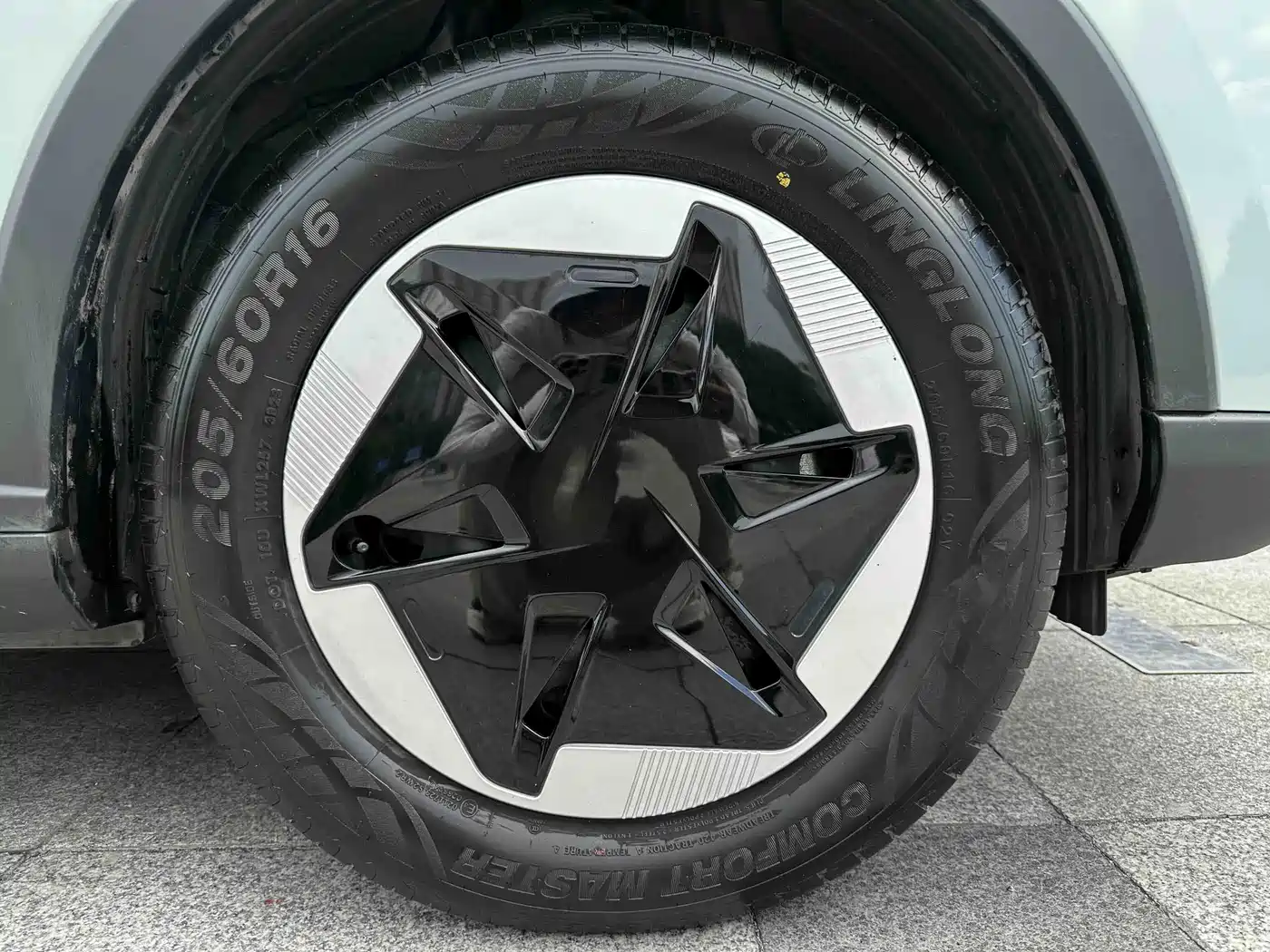 Geely Geometry E Firefly 2024 2024 Model 301km Starlight