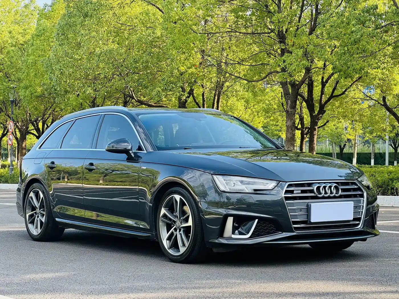 Audi A4 (Import) 2020 2020 Avant Pioneer 40 TFSI Fashion Dynamic