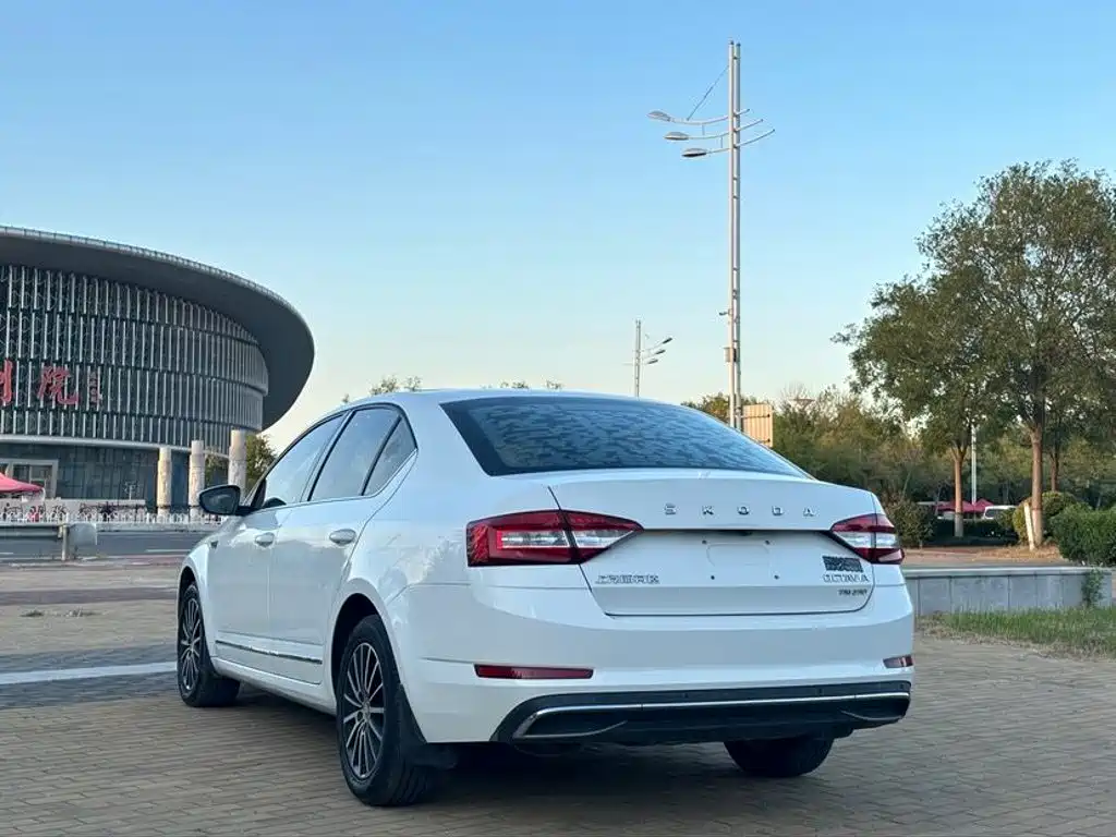 صورة 6 - Škoda Octavia