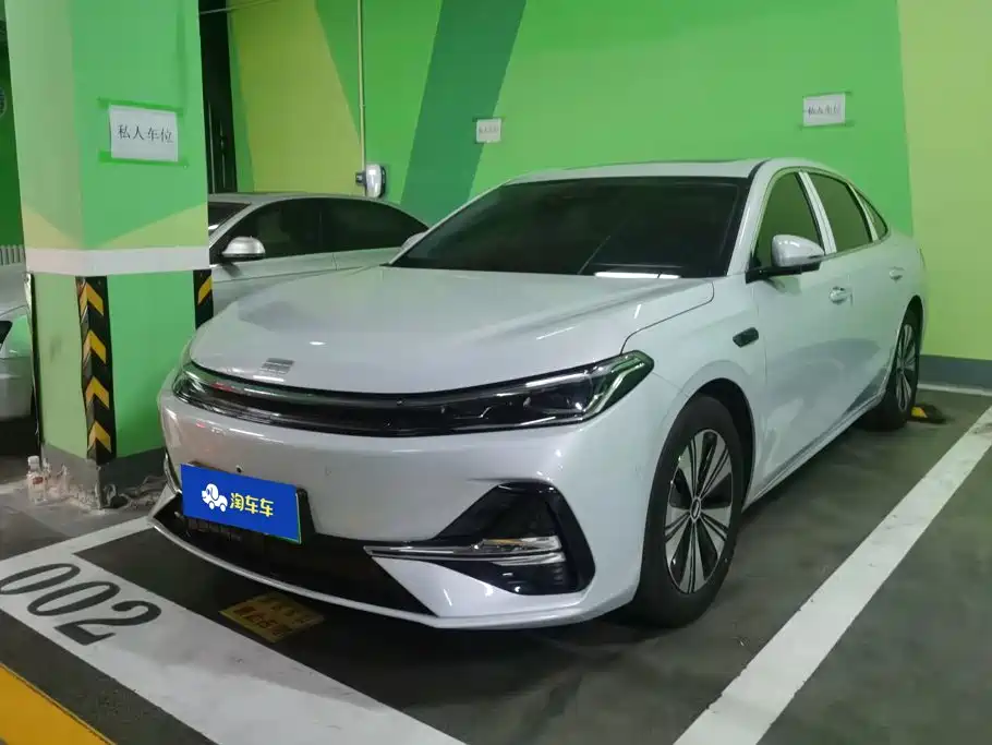 Geely Galaxy Galaxy A7 2026 2025 EM-i High Configuration