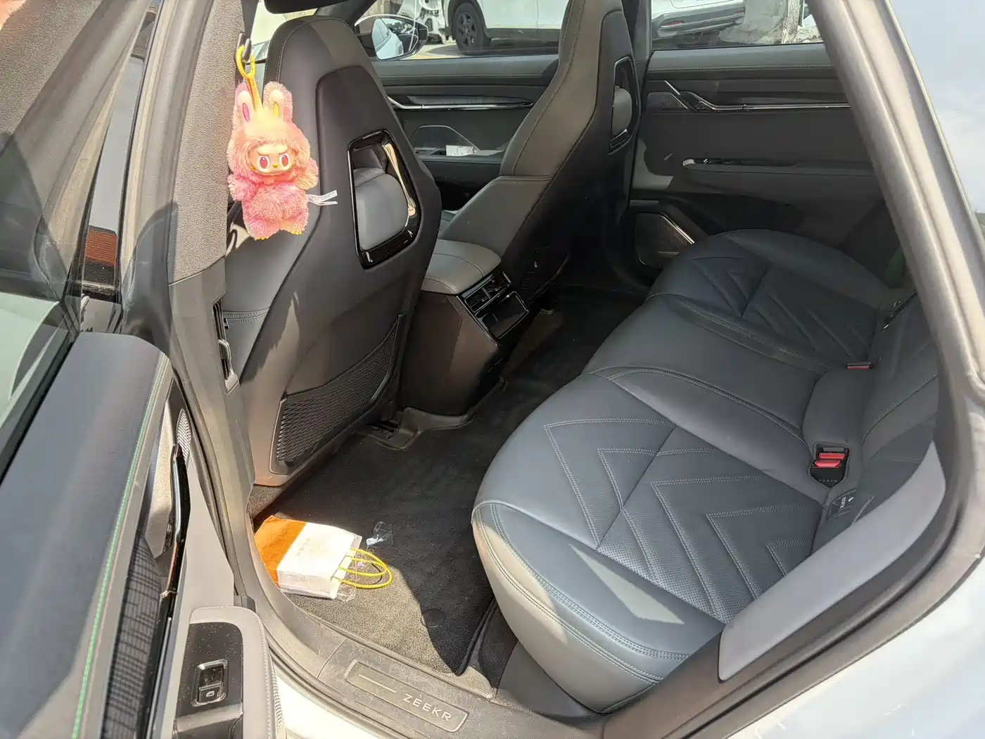 ZEEKR EXTREME KRYPTON 001