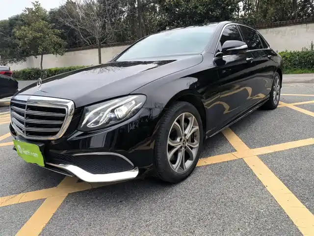 Mercedes-Benz E-Class 2020 E 300 L Sport Fashion Model