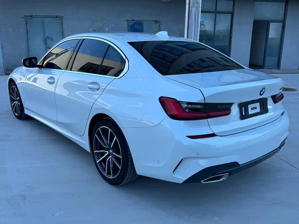 Фото 5 - BMW 3 Series
