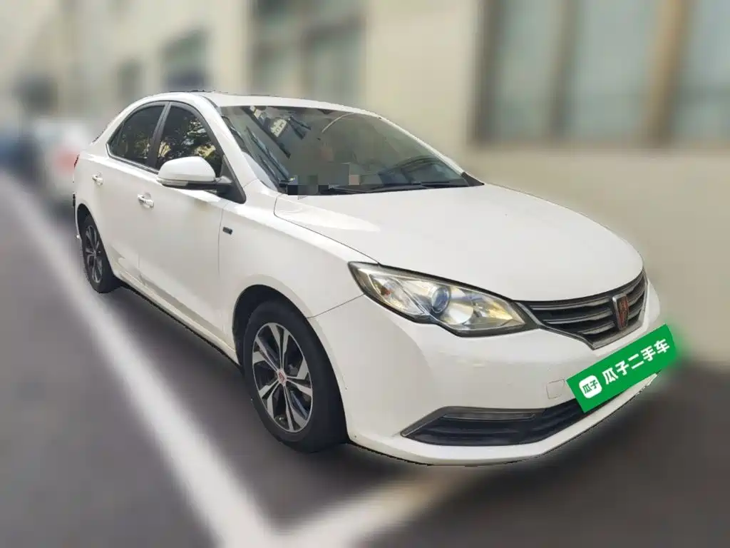 Фото 24 - Roewe 360