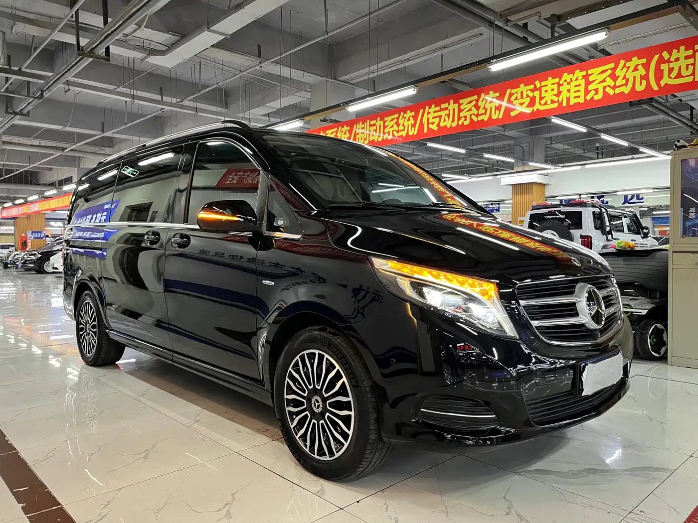 Mercedes-Benz V-Class 2018 V 260 Premium Edition China V фото 6