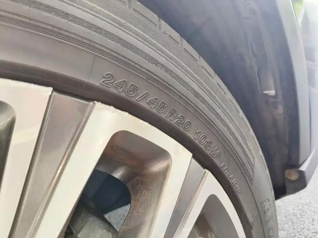BYD Tang 2018 2018 2.0T Automatic Smart Connection Noble Edition 7-Seater China V