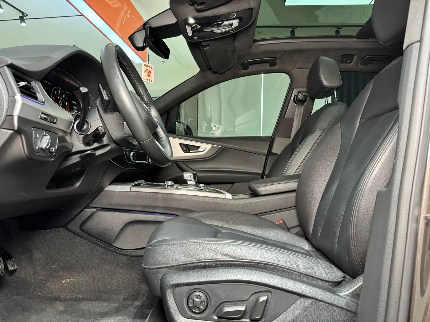 Audi Q7 2019 45 TFSI Comfort фото 10
