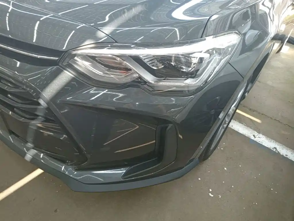 Chevrolet Volando 2019 2018 530T Auto Sport Edition (5+2 seater) China V