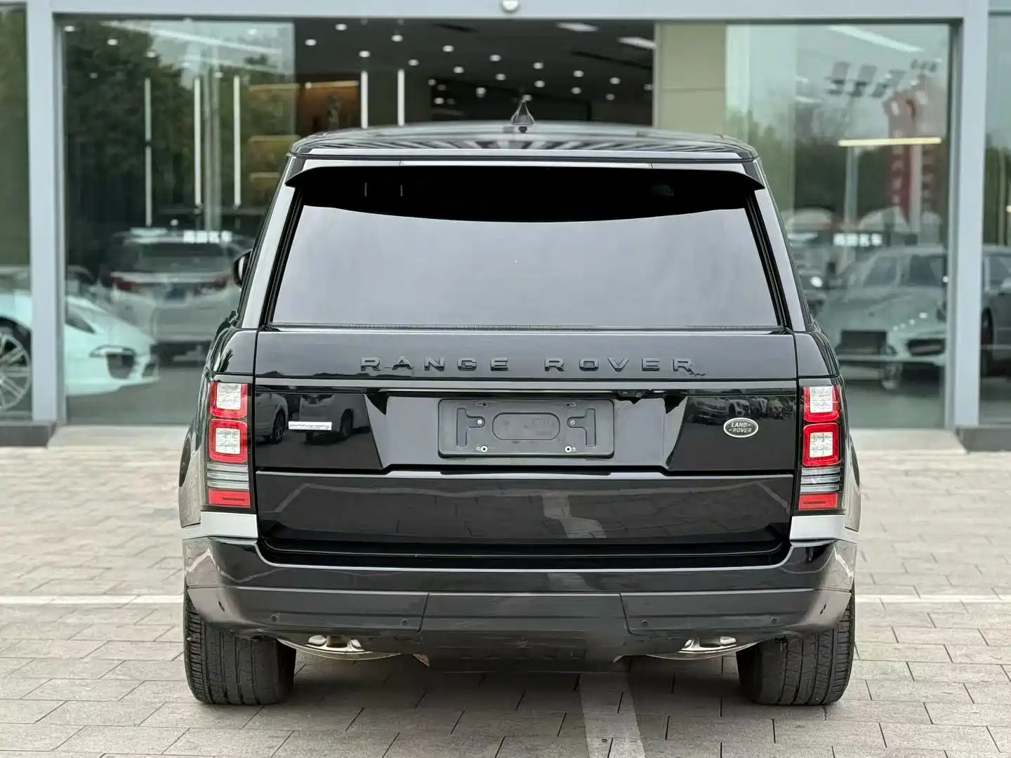 Фото 9 - Land Rover Range Rover