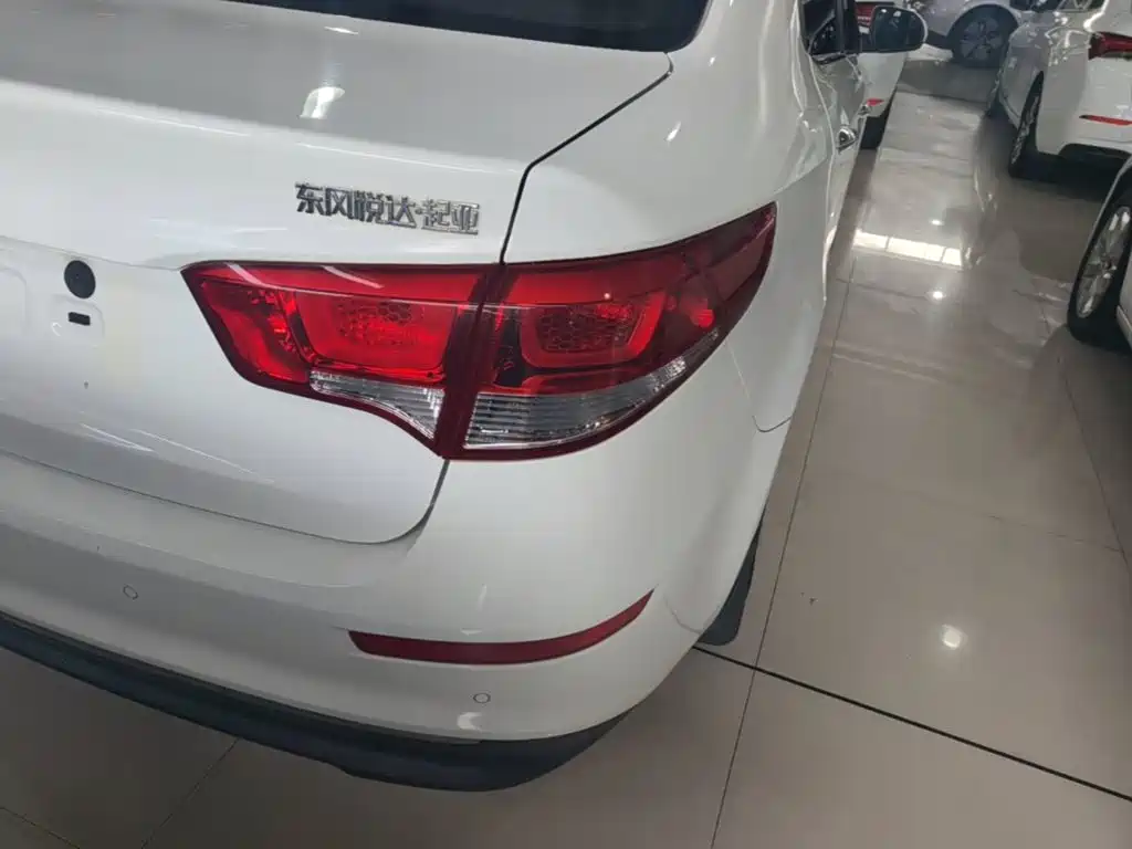 Фото 8 - Kia K2
