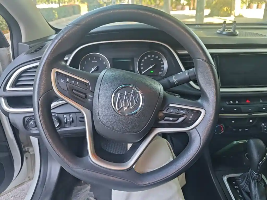 Фото 11 - Buick Excelle