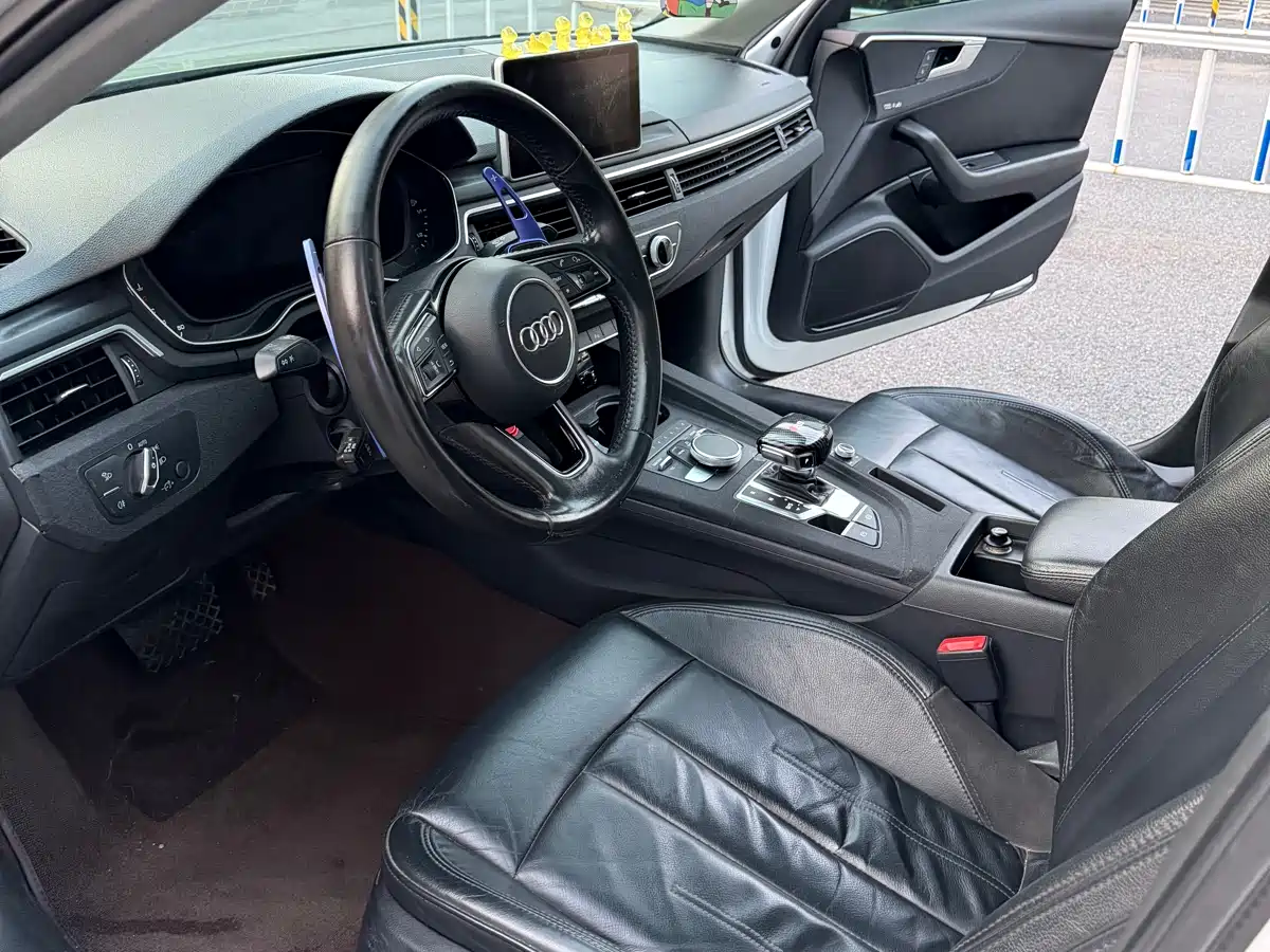 Audi A4L 2018 30th Anniversary 40 TFSI Fashion фото 11