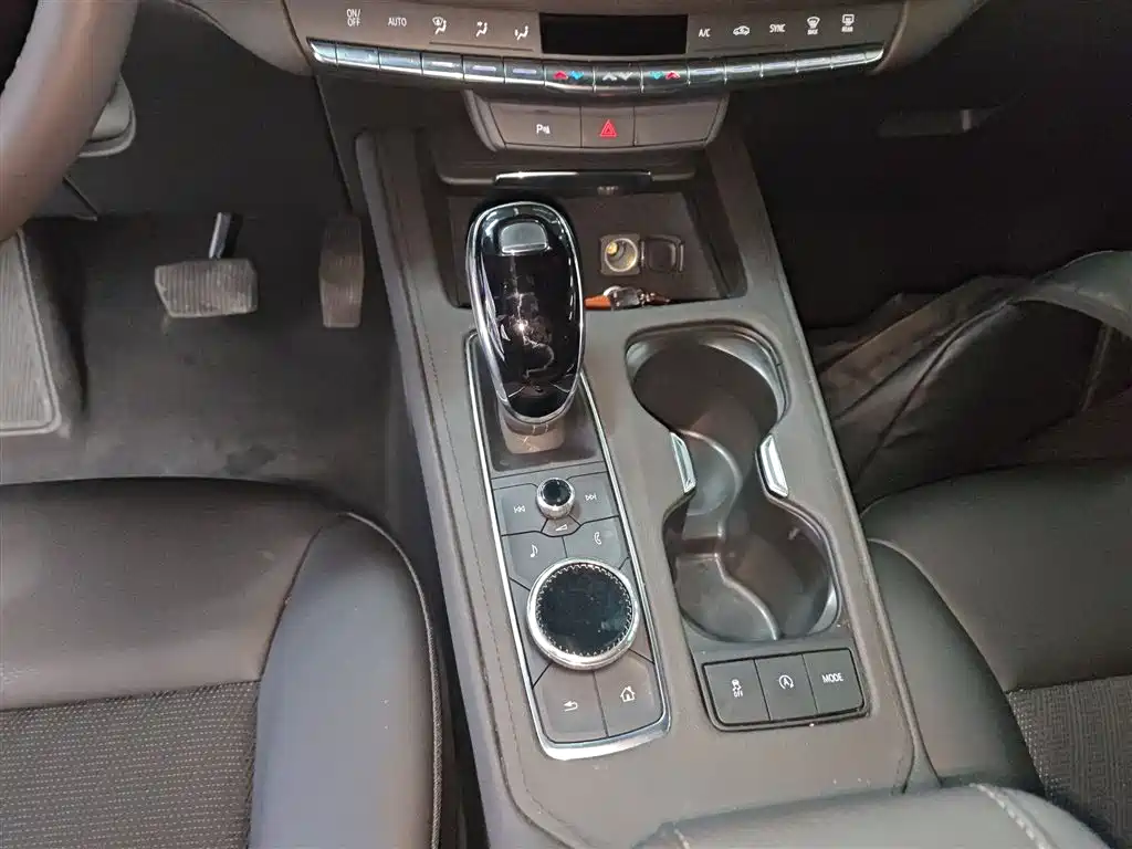 Cadillac XT4 2022 28T FWD Style фото 14
