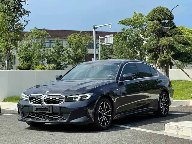 BMW 3 Series 2023