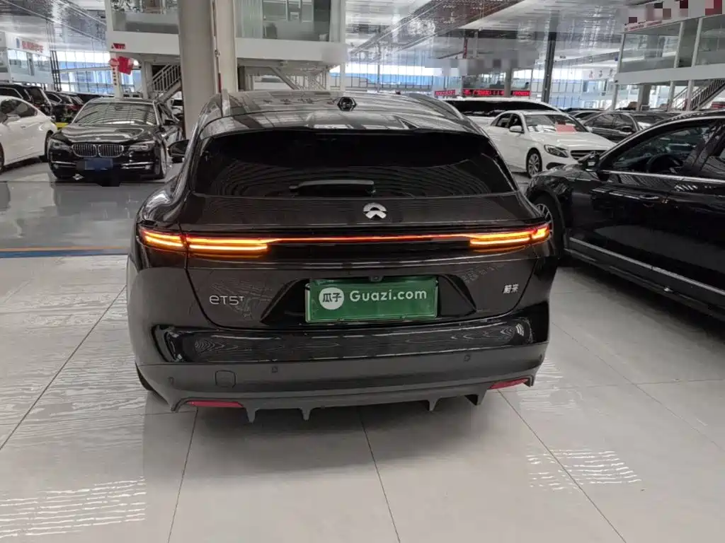 Фото 6 - NIO ET5T