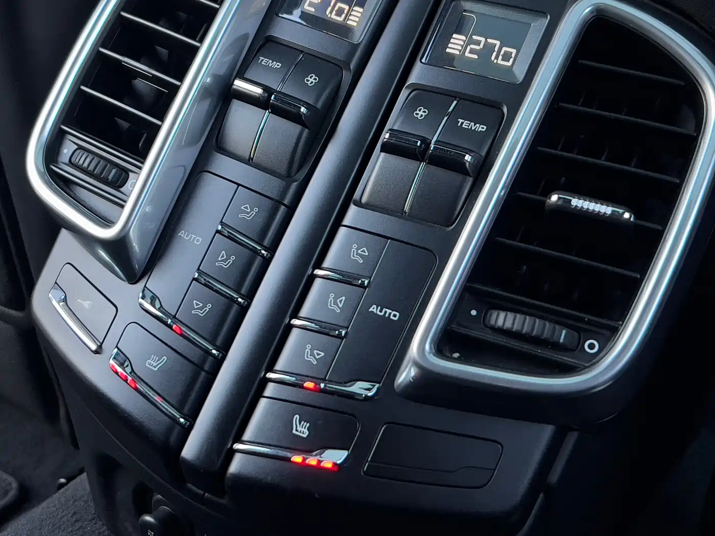 Porsche Cayenne 2011 Cayenne 3.0T фото 21