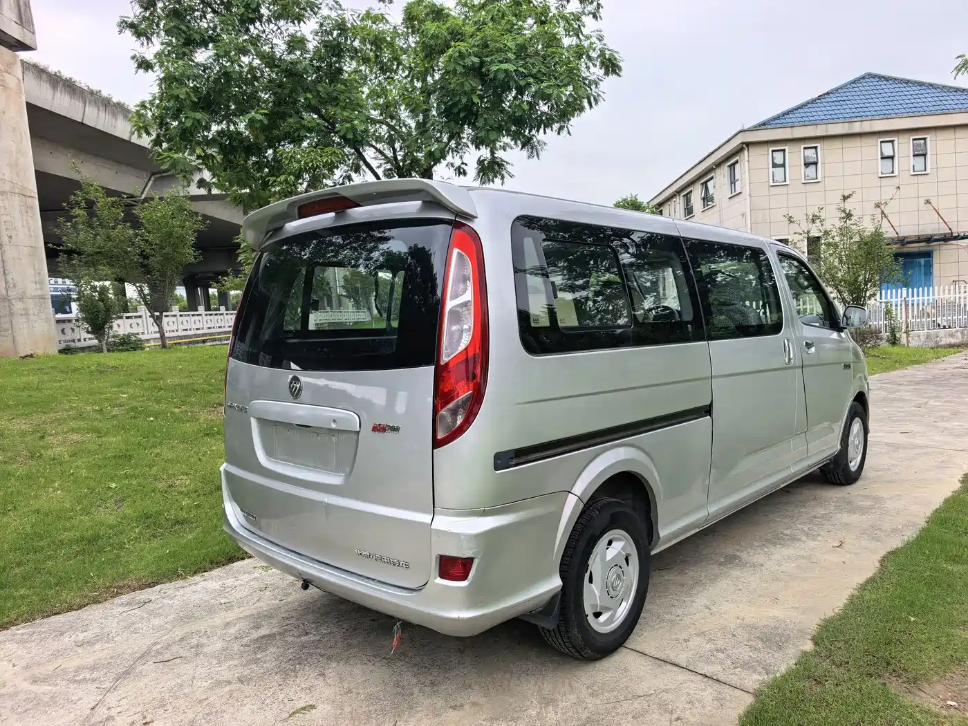 Foton Mopaike E 2014 2014 2.0L Fortune Express Classic Edition 4Gi-VVT
