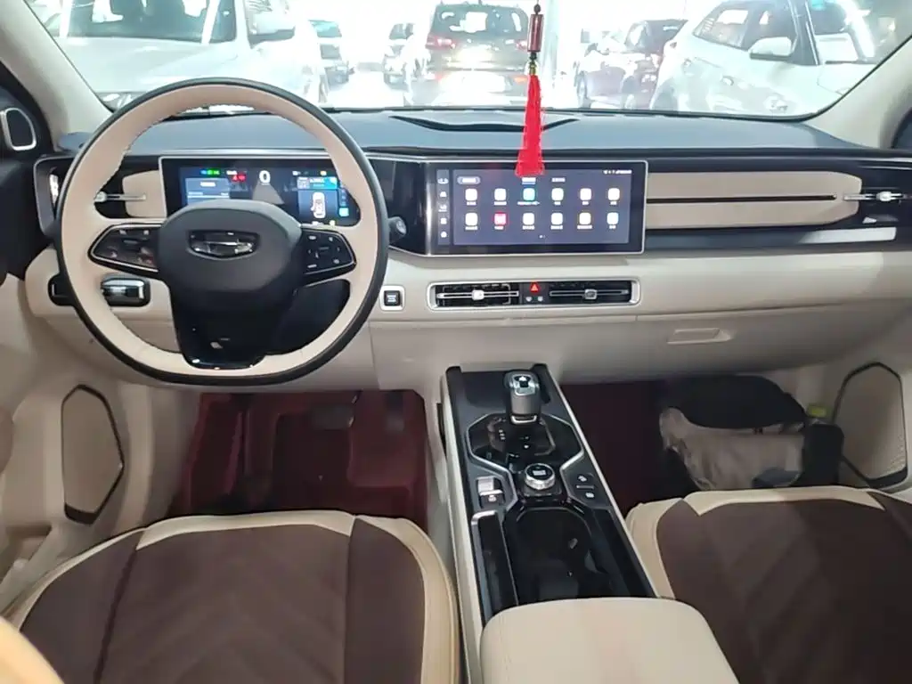 Geely ICON 2024 2023 Model 1.5TD Chocolate Deluxe Edition