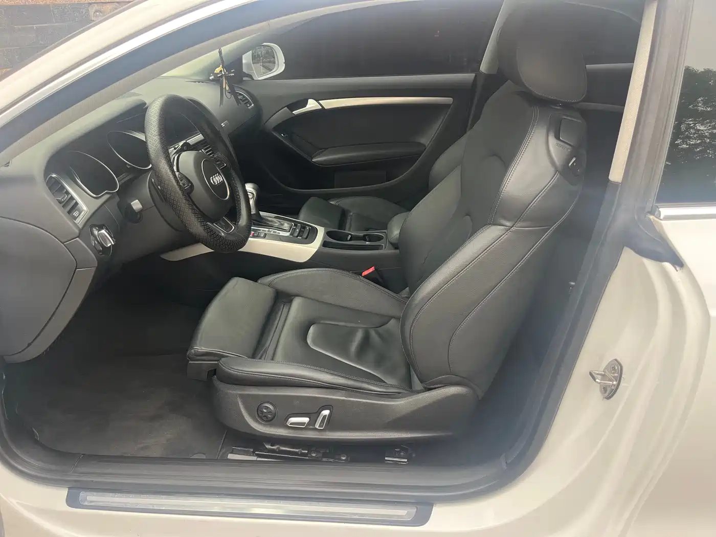 Audi A5 (Import) 2014 Coupe 45 TFSI фото 7