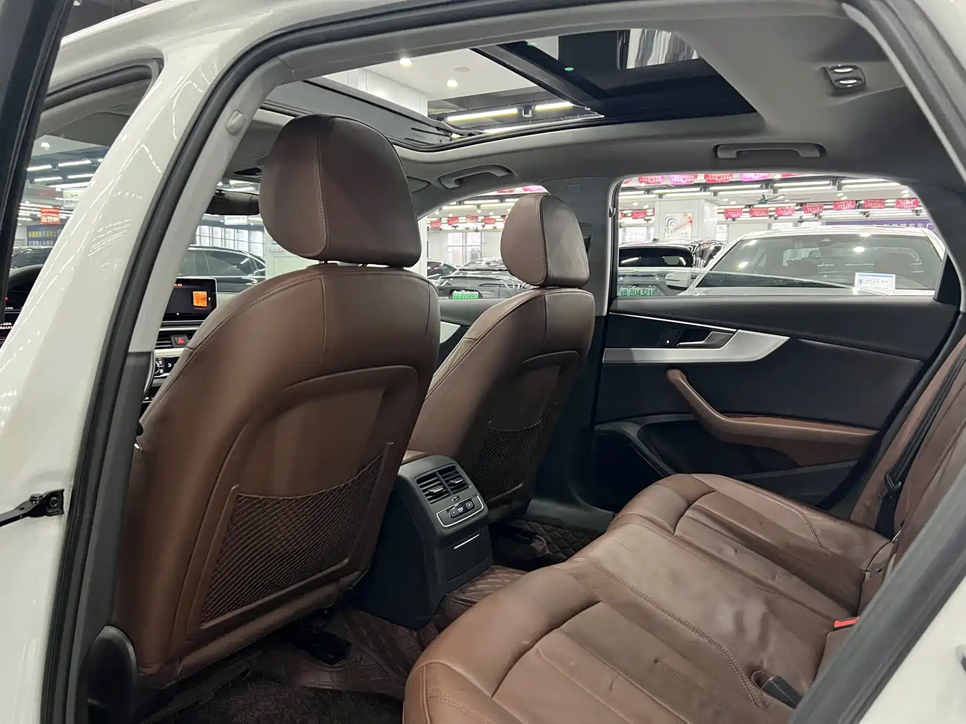 Audi A4L 2019 40 TFSI Fashion (China V) фото 8