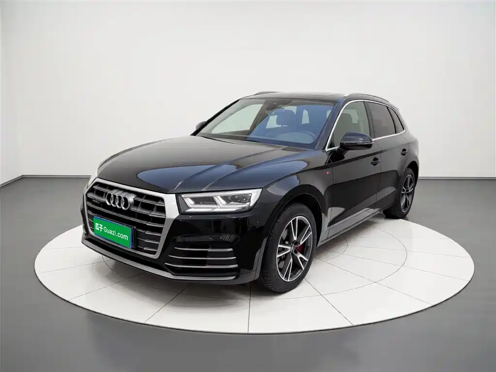 Audi Q5L 2020 Facelift 40 TFSI Honor Fashion