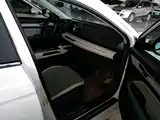 Фото 25 - Geely Emgrand L HiP