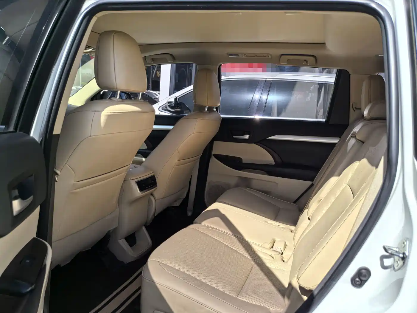 Toyota Highlander 2015 2.0T AWD Luxury Edition 7-seater фото 8