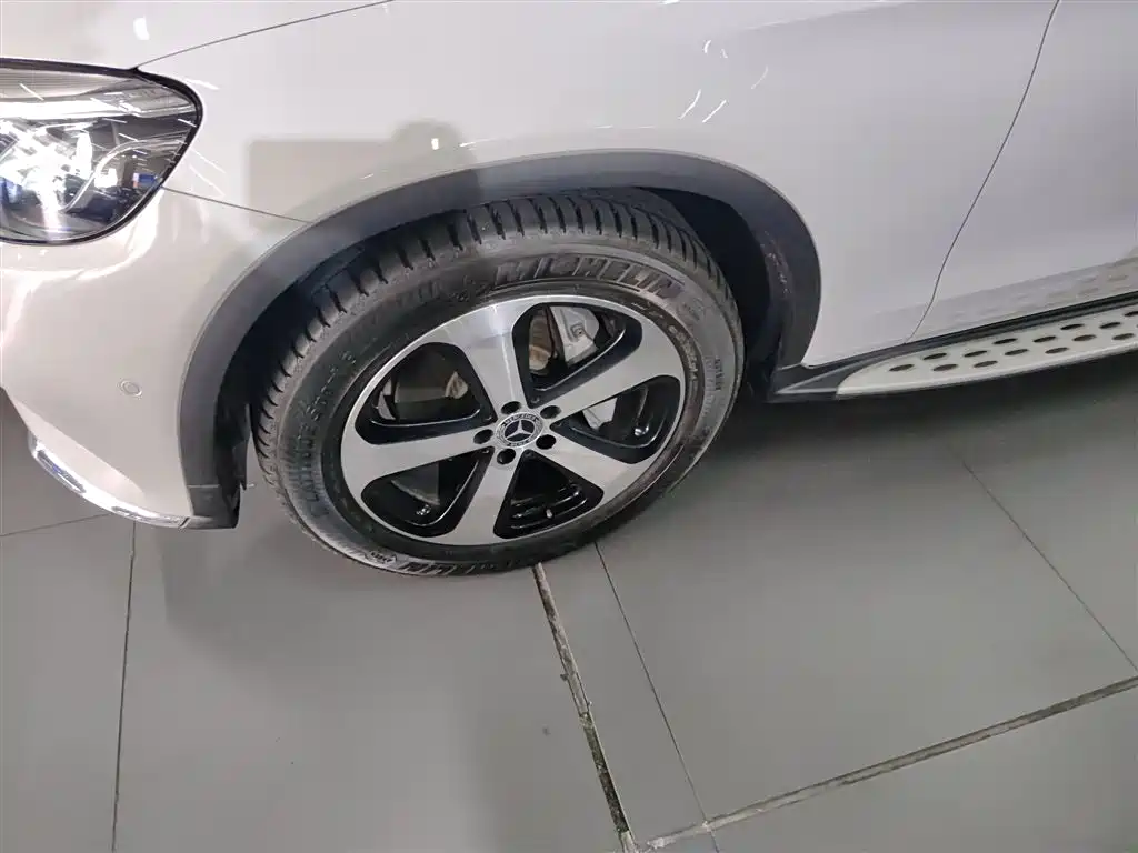 Mercedes-Benz GLC 2019 GLC 260 4MATIC Luxury фото 25