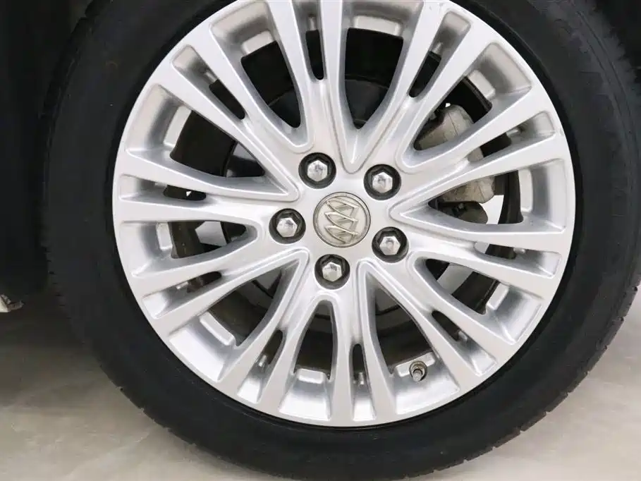 Buick Excelle 2015 18T Dual-Clutch Luxury фото 14
