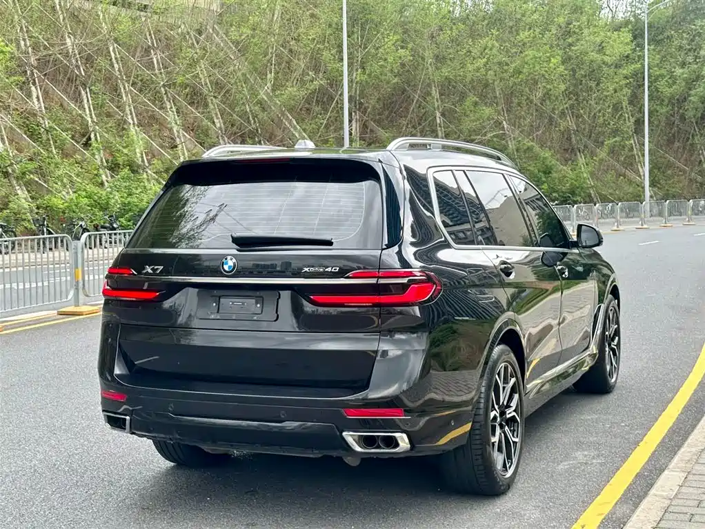 BMW X7 2023 xDrive40i Exclusive Luxury Package фото 7