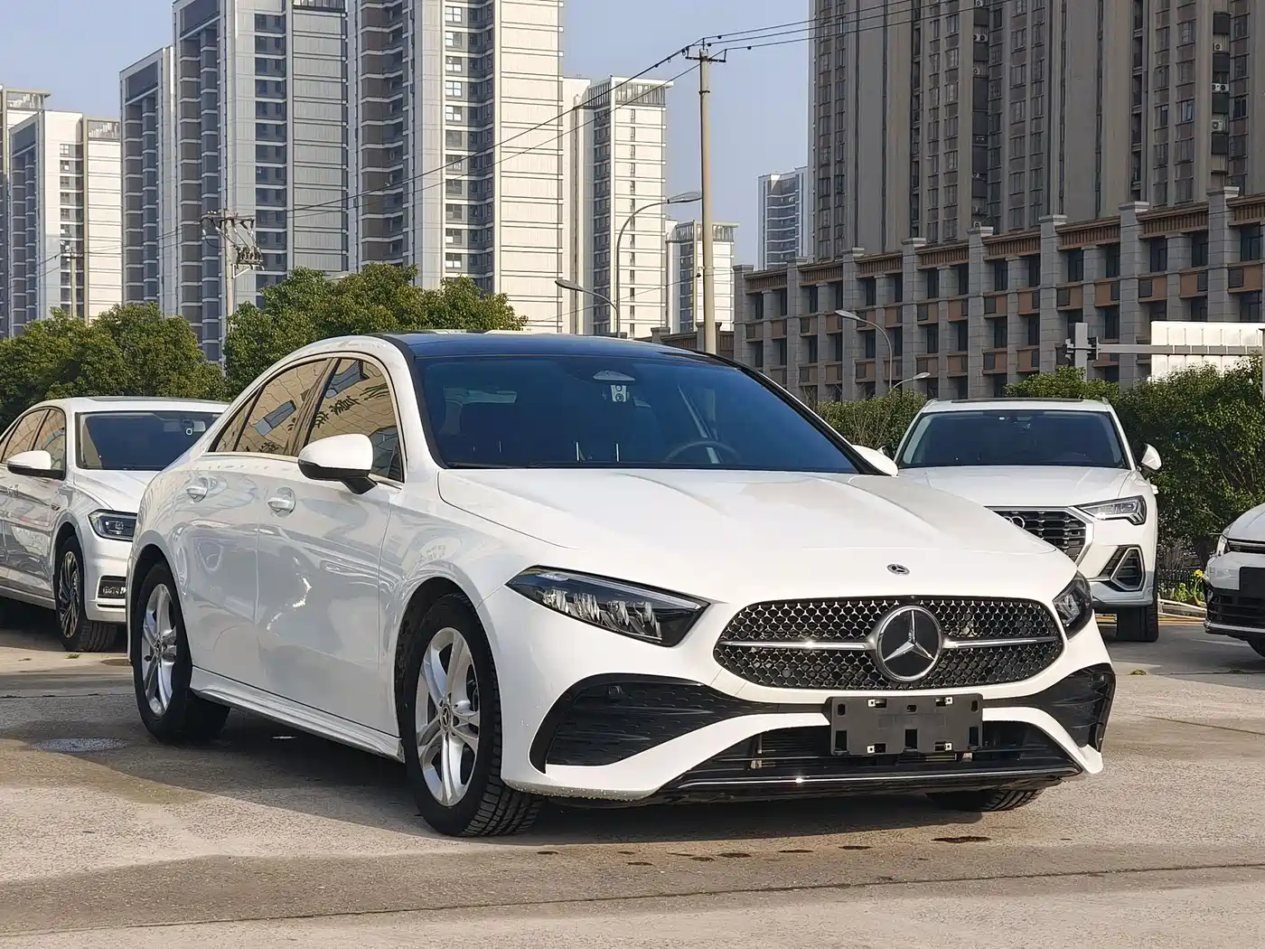 Mercedes-Benz A-Class 2023 A 180 L фото 3
