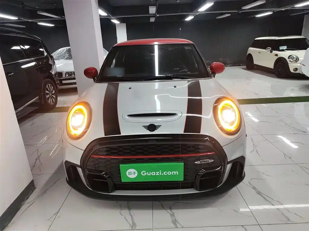 MINI JCW