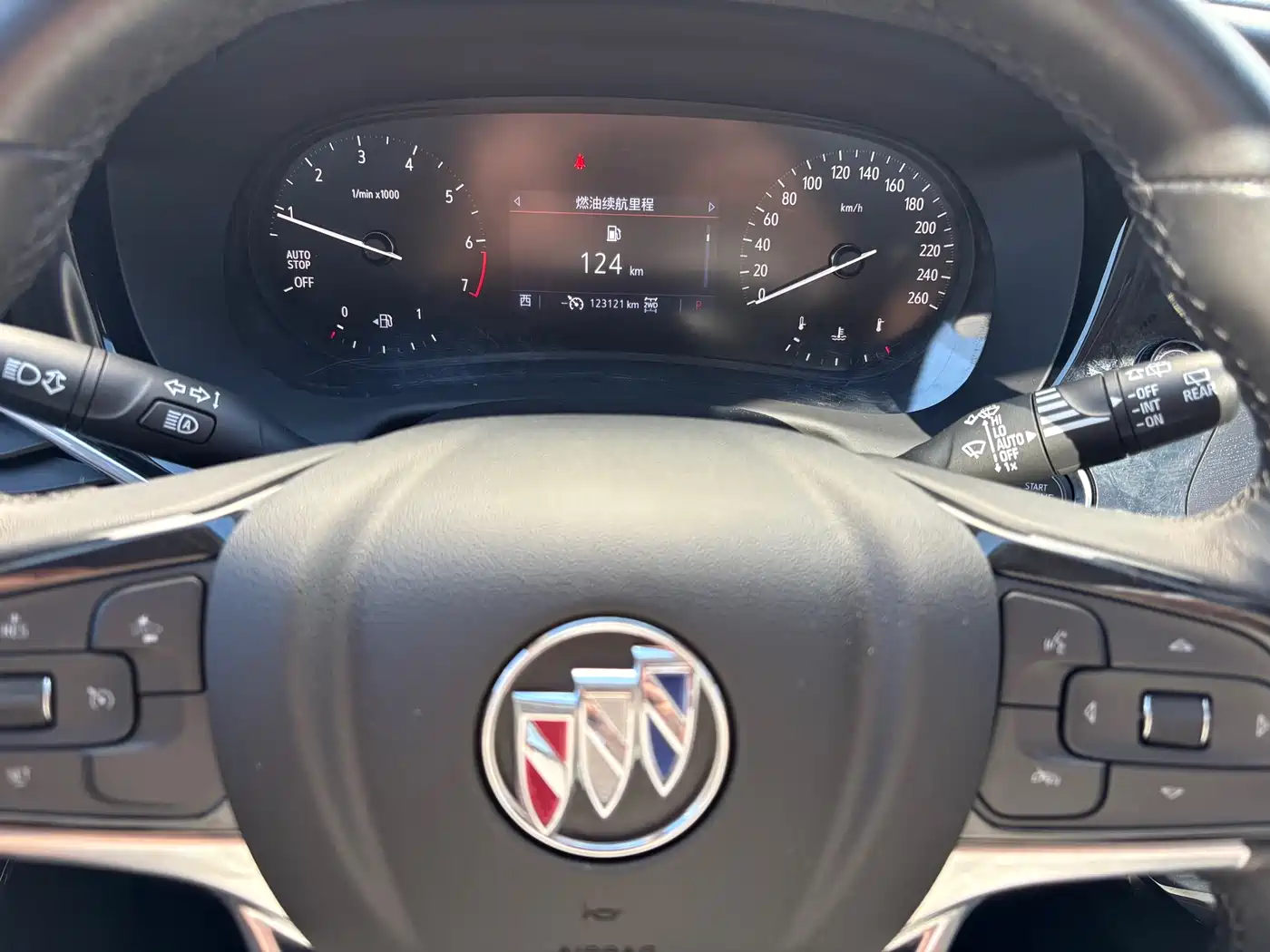 Buick Enclave 2020 28T 4WD Premium Model фото 15