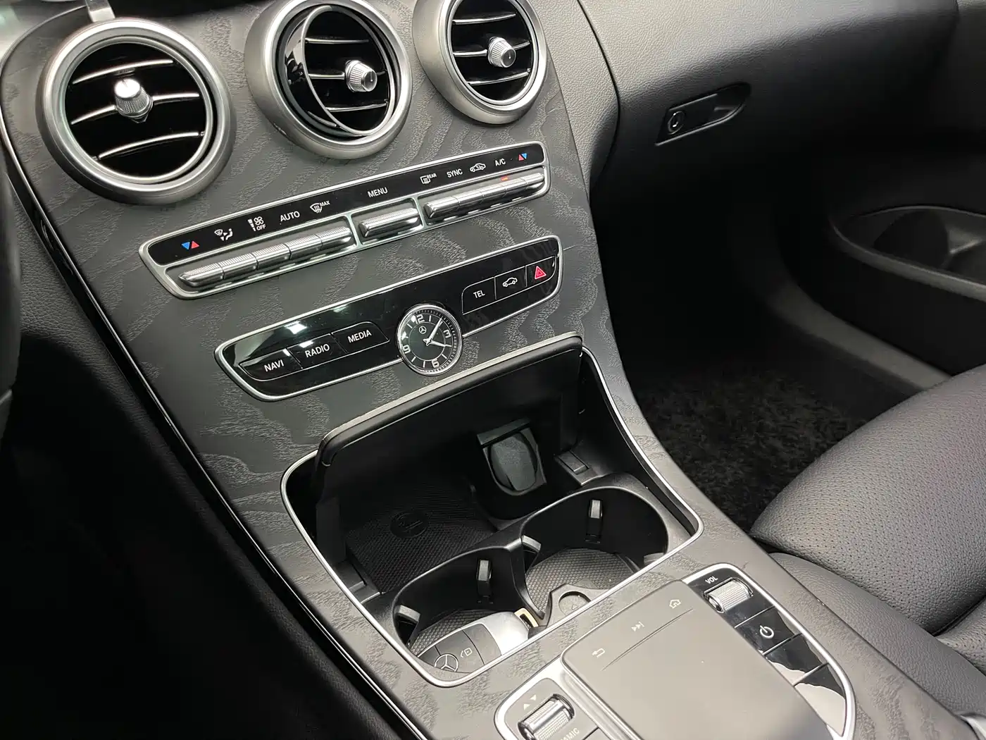 Mercedes-Benz C-Class (Import) 2020 Facelift C 200 Wagon фото 19