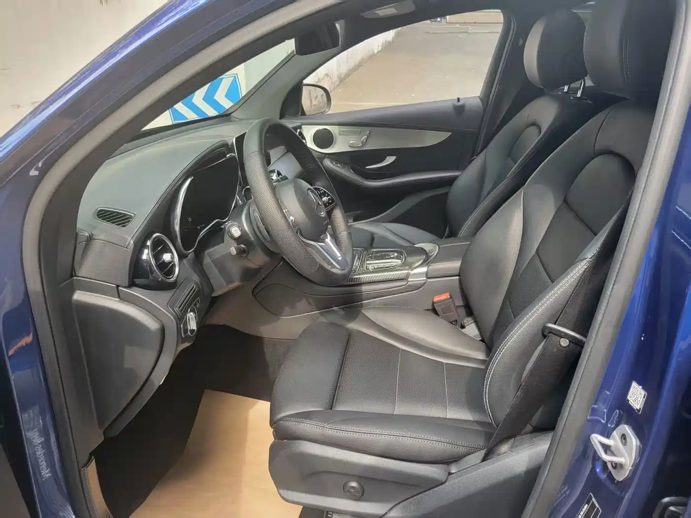 Mercedes-Benz GLC Coupe 2021 2021 GLC 260 4MATIC Coupe SUV