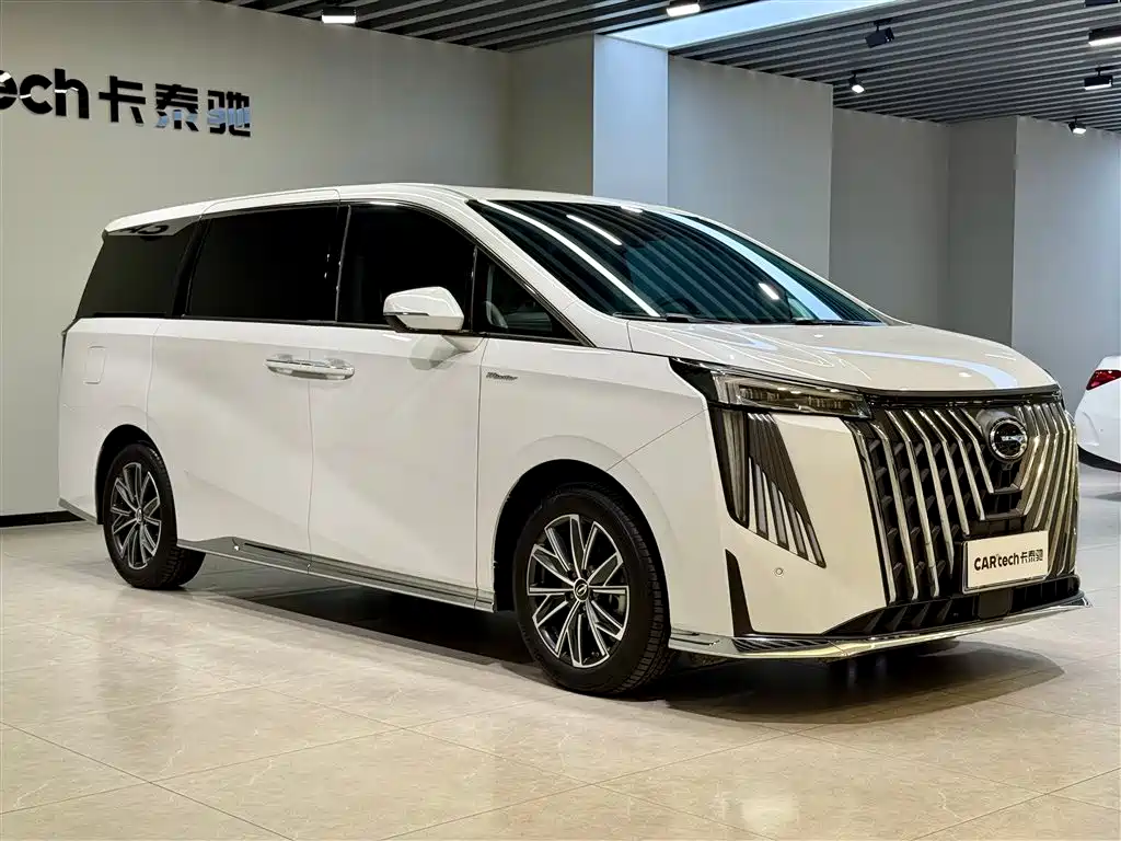 GAC TRUMPCHI TRUMPCHI M8