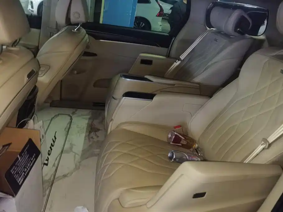 Buick GL8 2023 ES Landmaster Exclusive фото 11